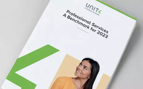 Image de couverture du rapport d’étude « Professional Services – a benchmark for 2023 »