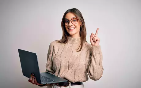 woman with laptop